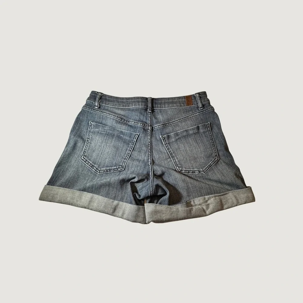 Simply Vera Vera Wang Womens Denim Cuffed Shorts Blue Size 4 Medium Wash Casual